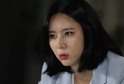 김수민 "윤, 거짓말" 윤지오 "쓰레기 소설"---장자연 진실게임