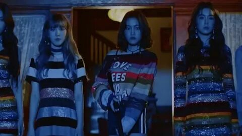 The dress Ashish of Yeri in the clip Peek-A-Boo Red Velvet S