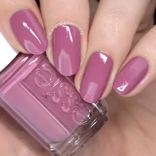 Nail Polish Society: Essie Treat Love & Color Swatches and R
