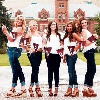 Total Sorority Move Sorority pictures, Photoshoot outfits, P