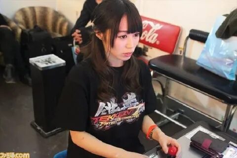 Интервью с лучшей девушкой-геймером Tekken 7 из Японии!