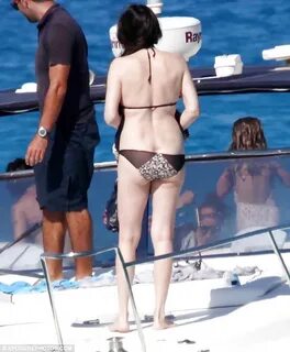 Liv Tyler - ASS BUTT BOOTY - Liv Tyler s butt is so hot - Ph