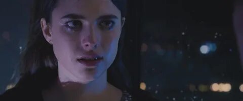 Screen Captures - MQO-DN410 - Margaret Qualley Online - Phot