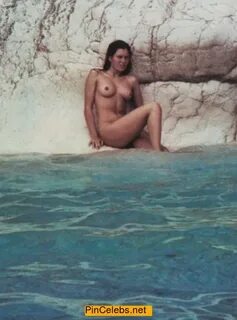Lara Wendel naked