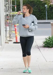 Jennifer Garner in Tights at a gym -11 GotCeleb