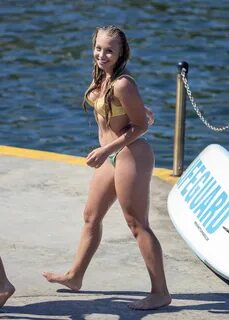 Olivia Deeble in Bikini 01/18/2019 * CelebMafia