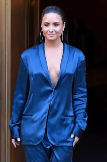 Demi Lovato - Leaving Z100 Radio Station Studios in NYC 08/1