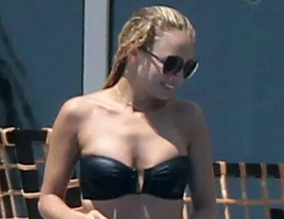 Nicole Richie Shows Off Her New Boobs The Blemish