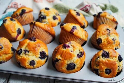 Best Moist Blueberry Muffins - Delishar Singapore Cooking, R