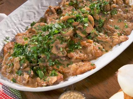 Veal Scaloppine with Mushroom Marsala Sauce Veal recipes, Ve