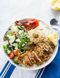 Mediterranean Chicken rice bowls - Gimme Delicious Rice bowl