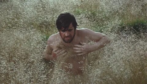 OMG, they're naked RETRO EDITION: Alan Bates and Oliver Reed