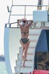 Jennifer Connelly In a Bikini on a Boat in Ibiza - Celebzz -