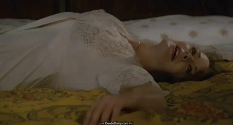 English actress Bernice Stegers naked at Macabre (1980) Cele
