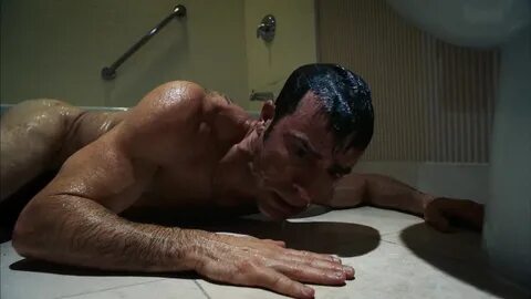 ausCAPS: Justin Theroux nude in The Leftovers 2-08 "Internat