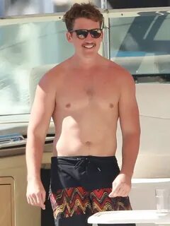 Miles Teller Seen Shirtless With Fiancé Keleigh Sperry In Ba