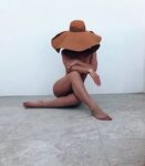 Kim Zolciak-Biermann's Tan Nude Photo, Naked Body: Don't Be 