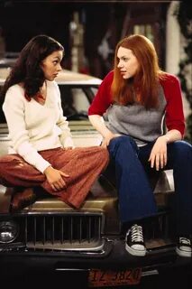 Laura Prepon - IMDb 70s outfits, 70s inspired fashion, Jacki