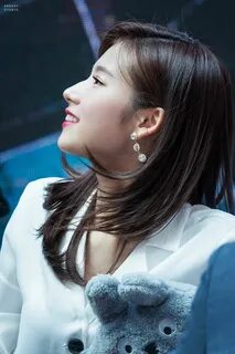 Twitter Lovely smile, Twice sana, Twice