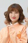 오마이걸 '아린' 웹드라마 '소녀의 세계' 포스터 촬영 비하인드 : 네이버 포스트 포즈, 단발 파마 머리 스