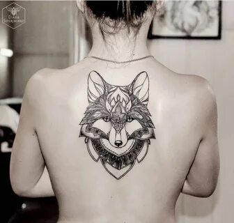 Fox On Girls Back Best tattoo ideas & designs Tatuaje en la 