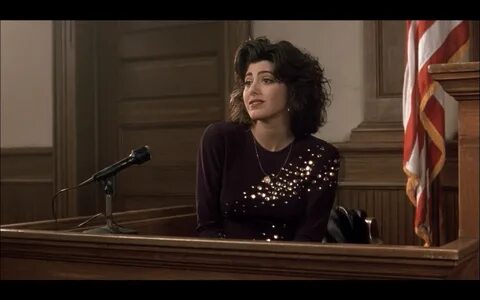 Indoor Voices 🤫 🤫 🤫: marisa tomei's looks in 'my cousin vinn