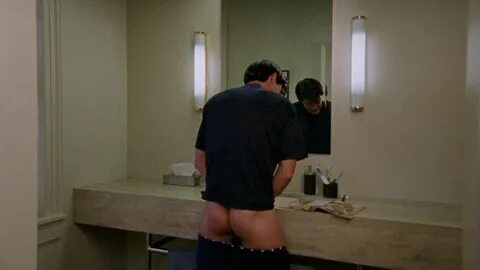 ausCAPS: Kyle MacLachlan nude in Sex And The City 3-15 "Hot 