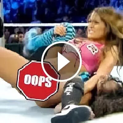 10 Shocking WWE Divas Wardrobe Malfunctions