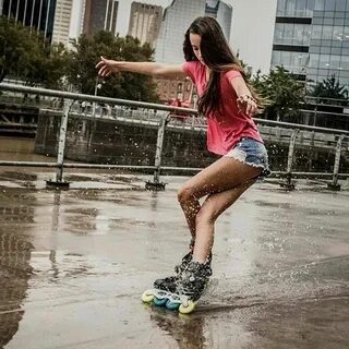 If only I looked this cute and graceful skating. Inline skat