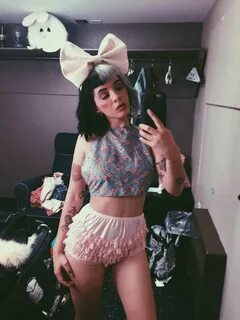 Pin by Valerie Lomeli on everything Melanie martinez, Melani