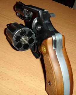 Восстановление покрытия револьвера - Популярное оружие