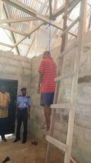 Man Commits Suicide By Hanging In Akwa Ibom (Disturbing Phot