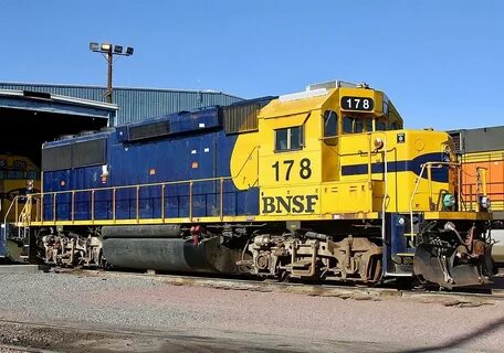 BNSF Railway, EMD GP60 diesel-electric locomotive in Barstow