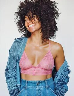 MTO SHOCK IMAGES: R&B Singer Alicia Keys EXPOSES HER BOOBS F