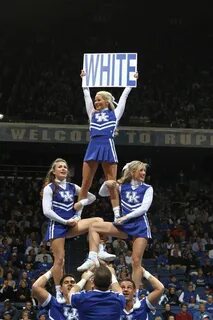 Kentucky Cheerleading, College cheerleading, Big blue nation