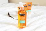 Neutrogena ® Visibly Clear ® Clear & Protect Daily Face Wash