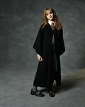 Pin by Grace on Hermione granger Harry potter robes, Harry p