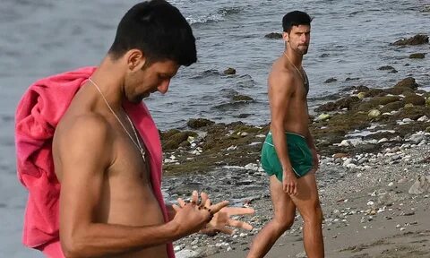 Djokovic Beach - Novak Djokovic And His Girlfriend Jelena Ri