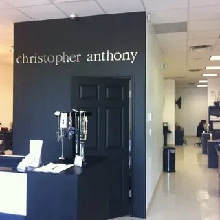 Фотографии на Christopher Anthony Salon - 2 подсказки(-ок) о