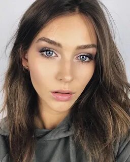 Pin by Joe Nerius on Rachel Cook (With images) Cute girl fac