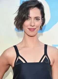 Rebecca Hall body measurements. Her height and weight to the