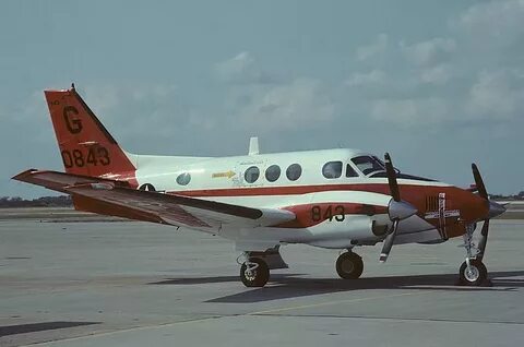 File:Beech T-44A Pegasus (H90), USA - Navy AN1015146.jpg - W