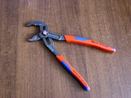 Клещи переставные Knipex 8722250 Cobra ® QuickSet, черненые,