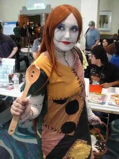 How to Make a Sally Costume from the Nightmare Before Christ