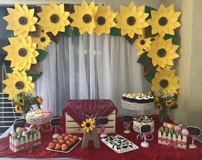 Best 9 Farm Theme 1st Birthday dessert table - SkillOfKing.C