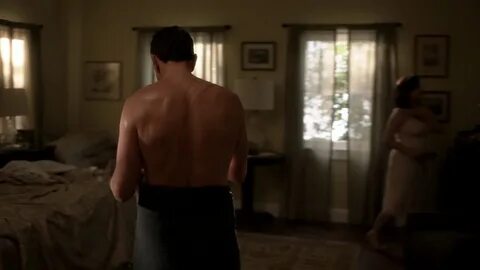 ausCAPS: Hank Azaria shirtless in Ray Donovan 2-05 "Irish Sp