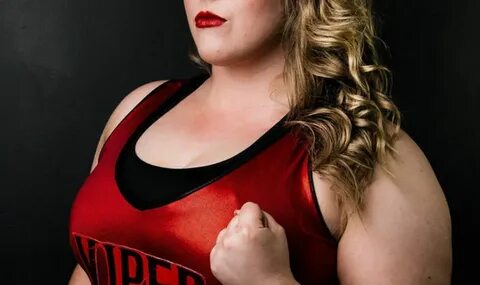 Scots lady wrestler is a smash in the ring but a loser in lo