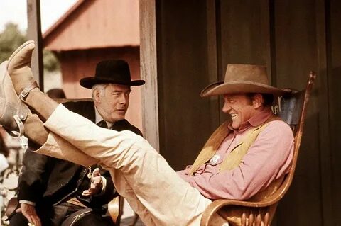 Harry Morgan and James Arness behind the scenes from Gunsmok