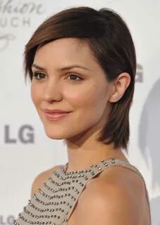 Hairstyles with Short Straight Hair