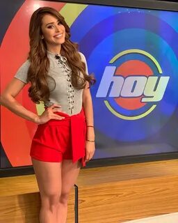 Top Photos of Sexy Looking Mexican Weather Girls Yanet Garci